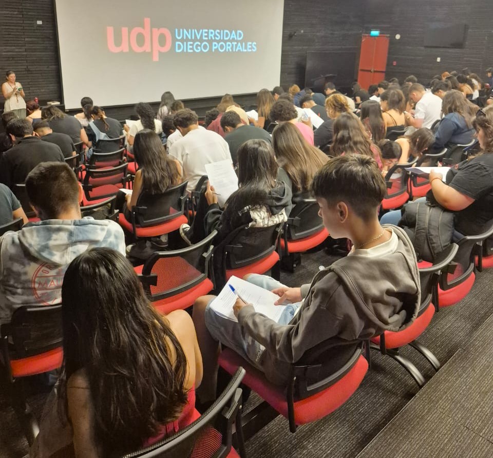 Bienvenida estudiantes Bachillerato UDP 2026 – Bachillerato UDP